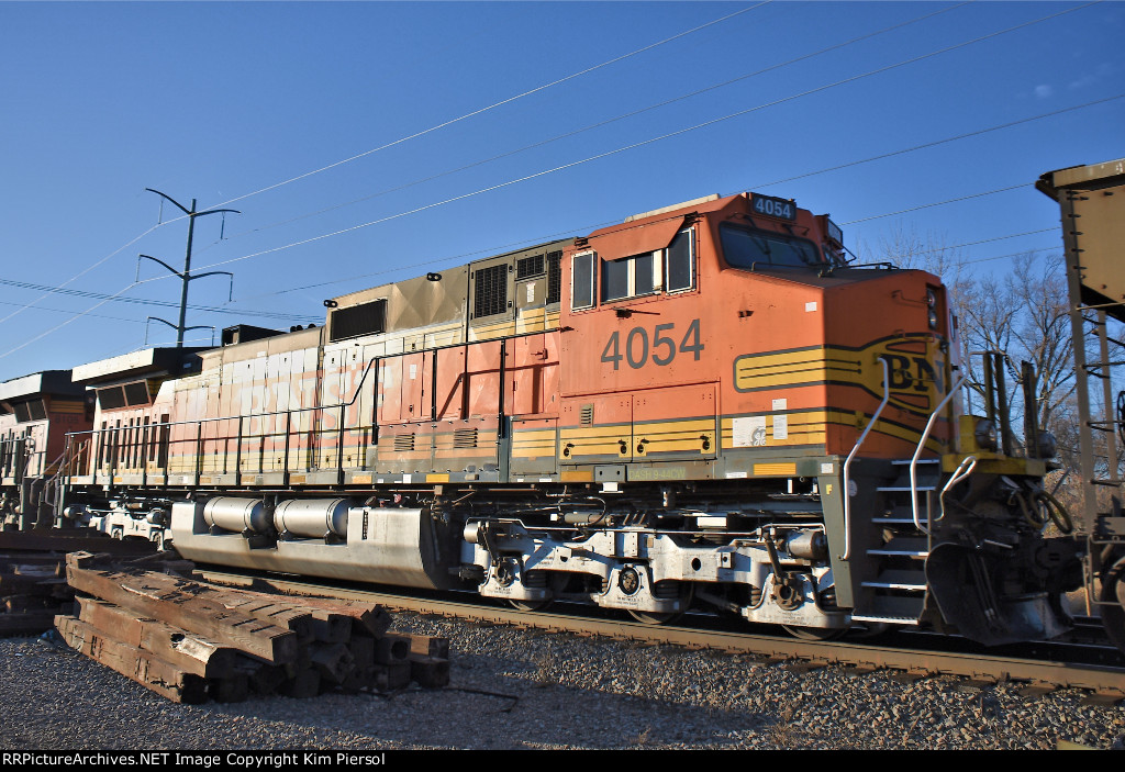 BNSF 4054